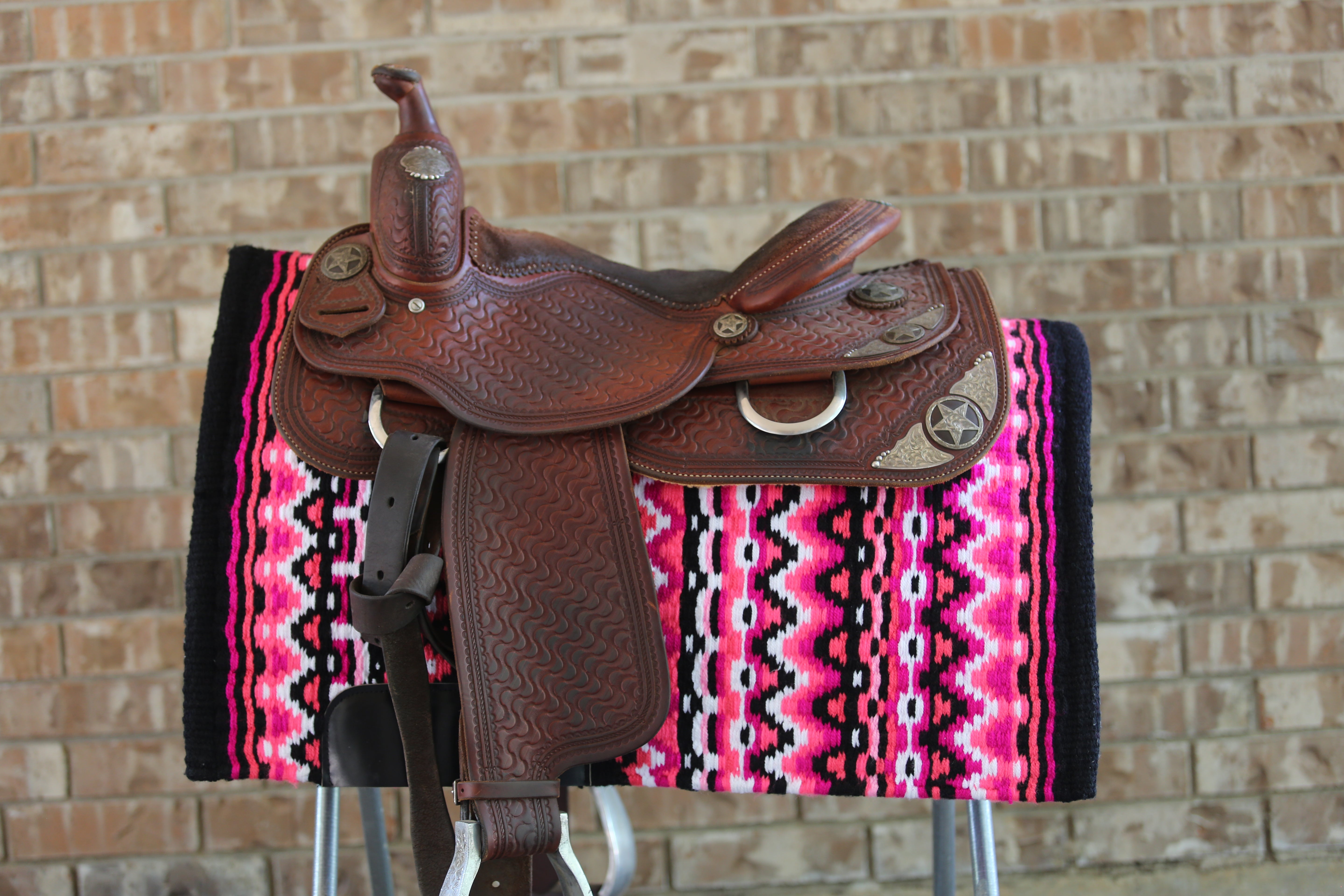 RCC Western Show Pad - Rose Garden